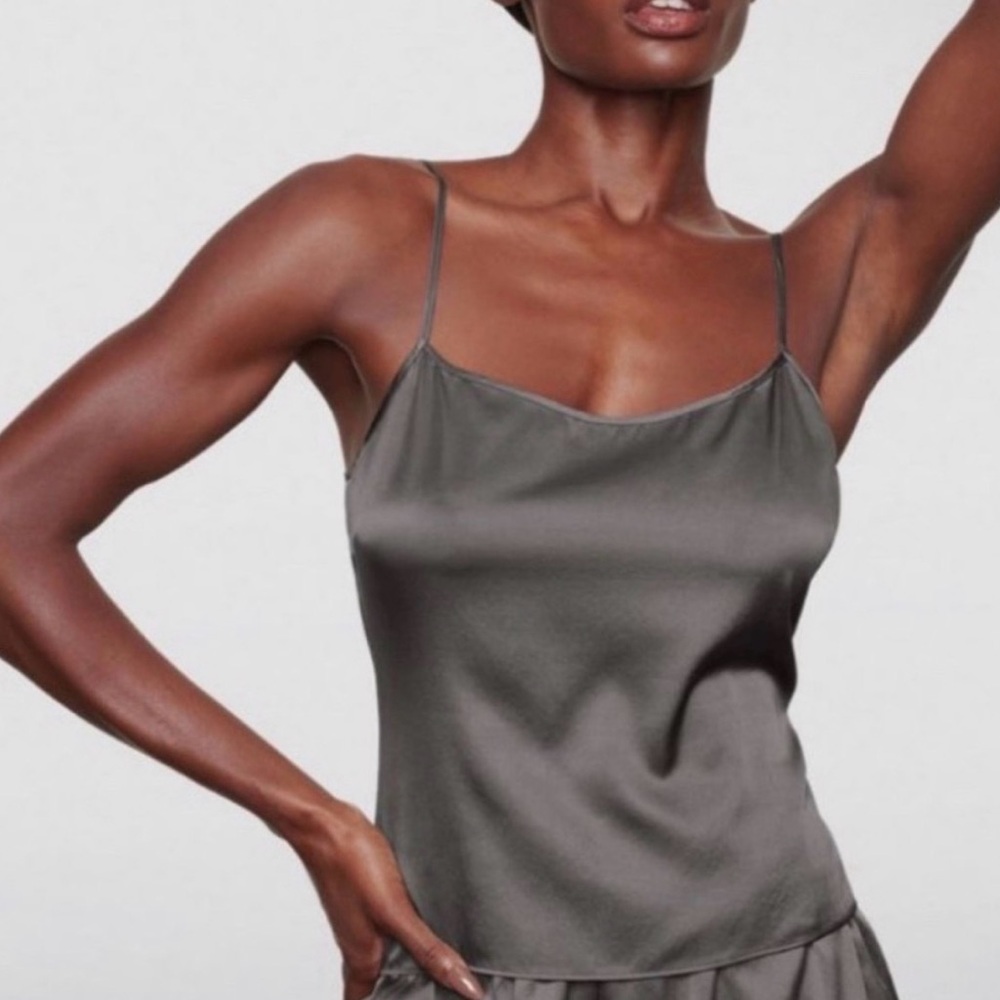 NWT SKIMS Intimates Stretch Silk Tank Cami in Gunmetal size Large